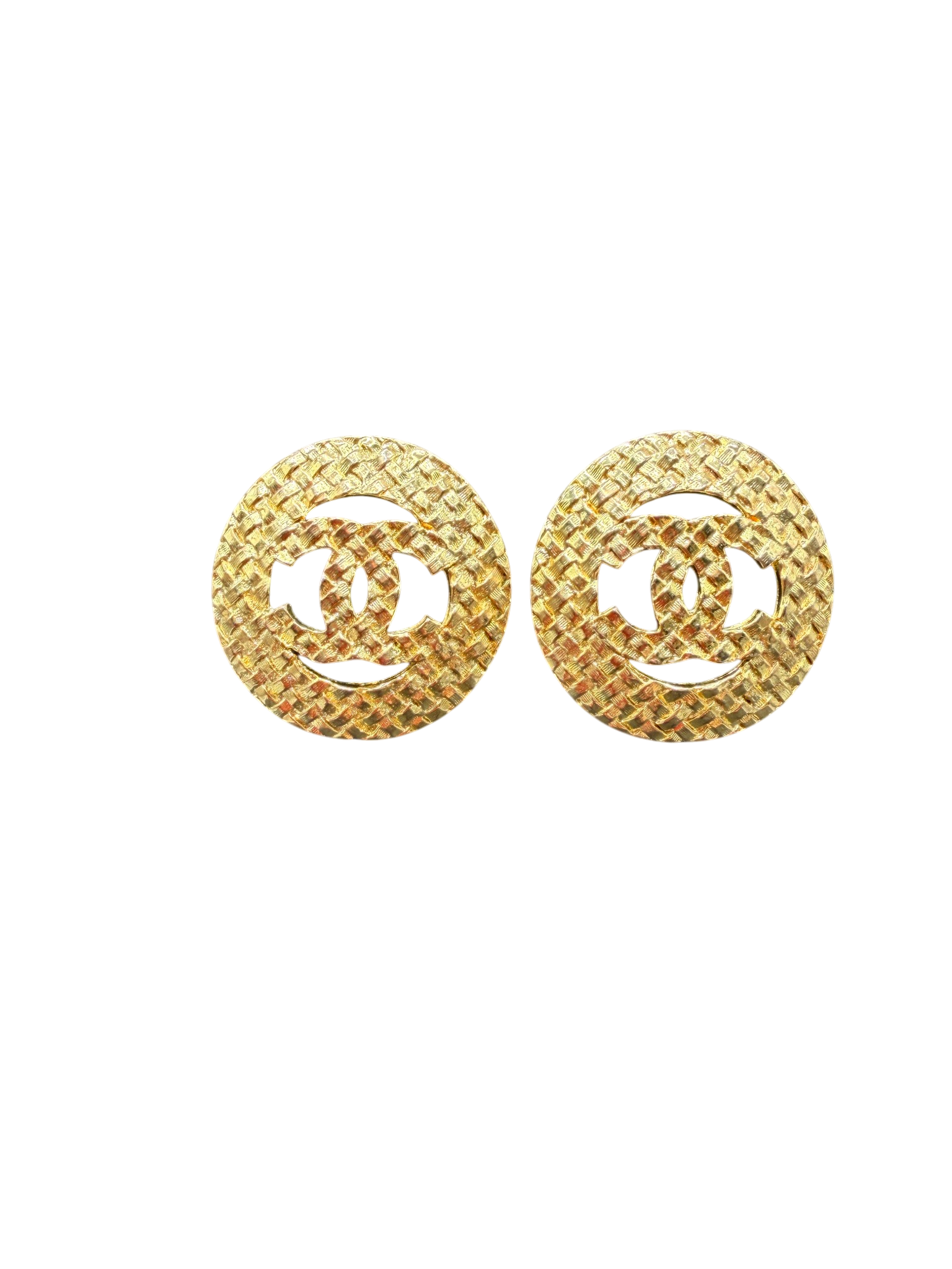 1990s Chanel Gold-Tone Basketweave Circle Clip Earrings with Double C