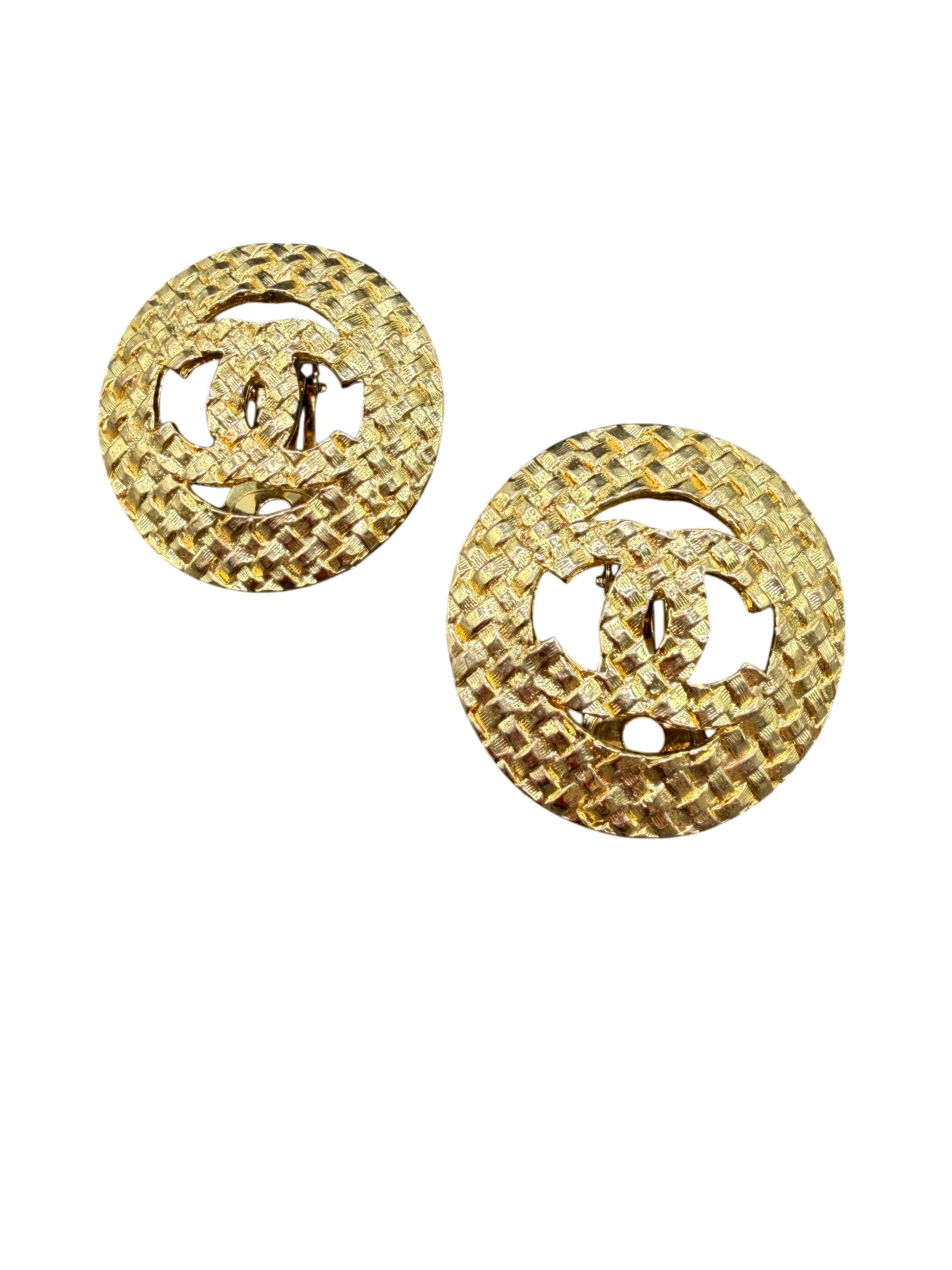 1990s Chanel Gold-Tone Basketweave Circle Clip Earrings with Double C
