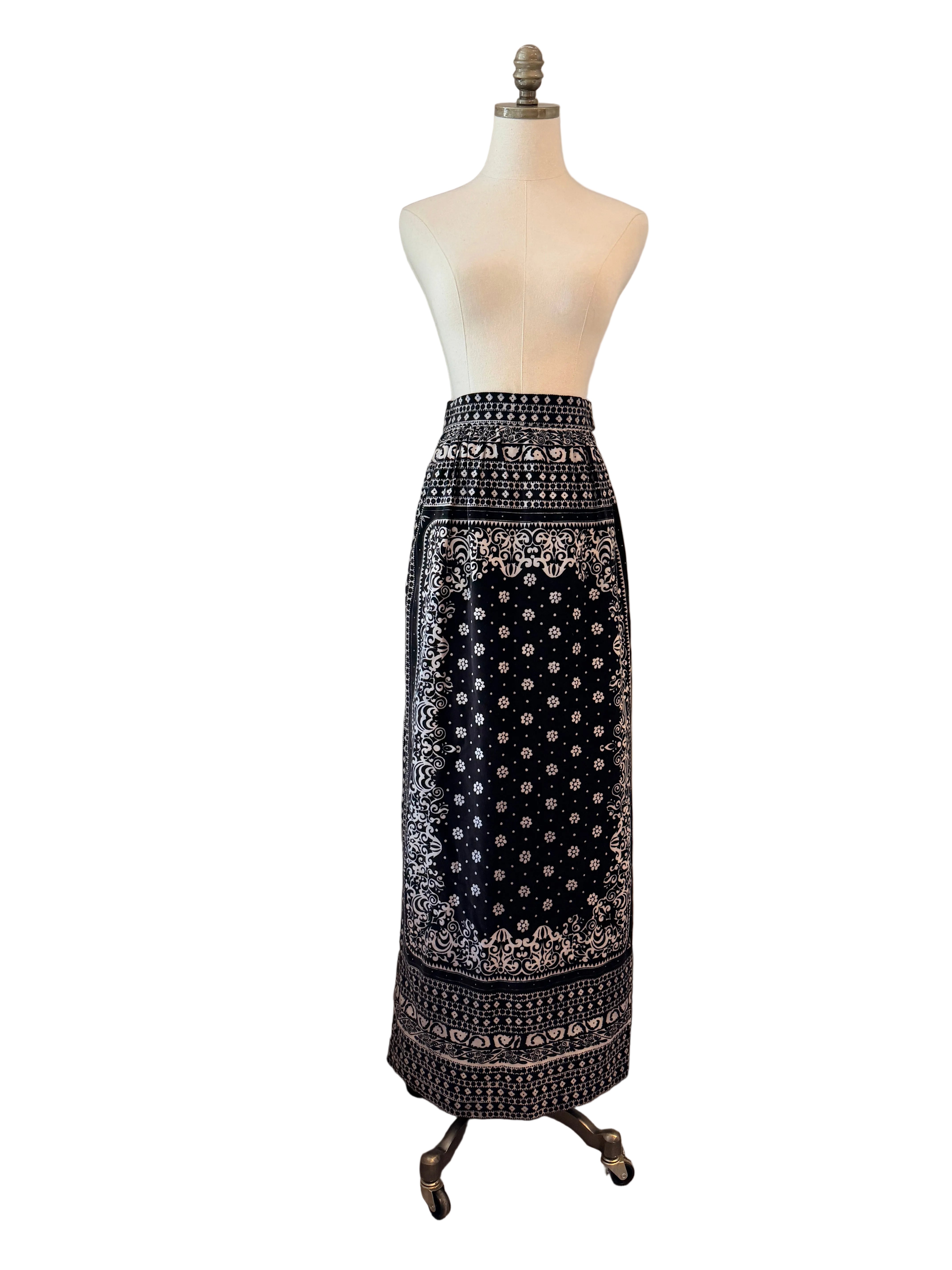 1970s Mr. Dino for Bonwit Teller Black Velvet Maxi Skirt with White Bandana Print