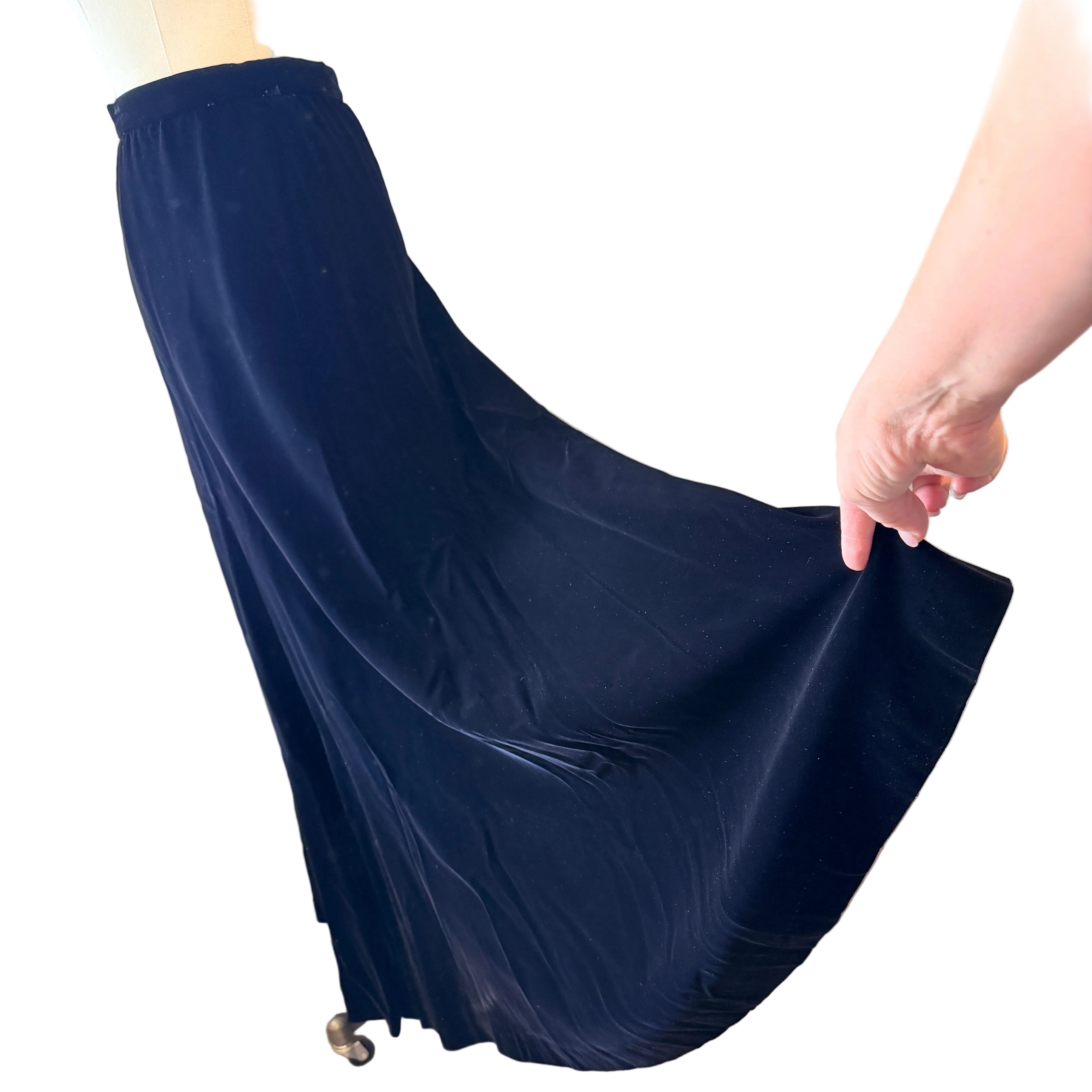 1950s Black Velvet Maxi Godet Skirt