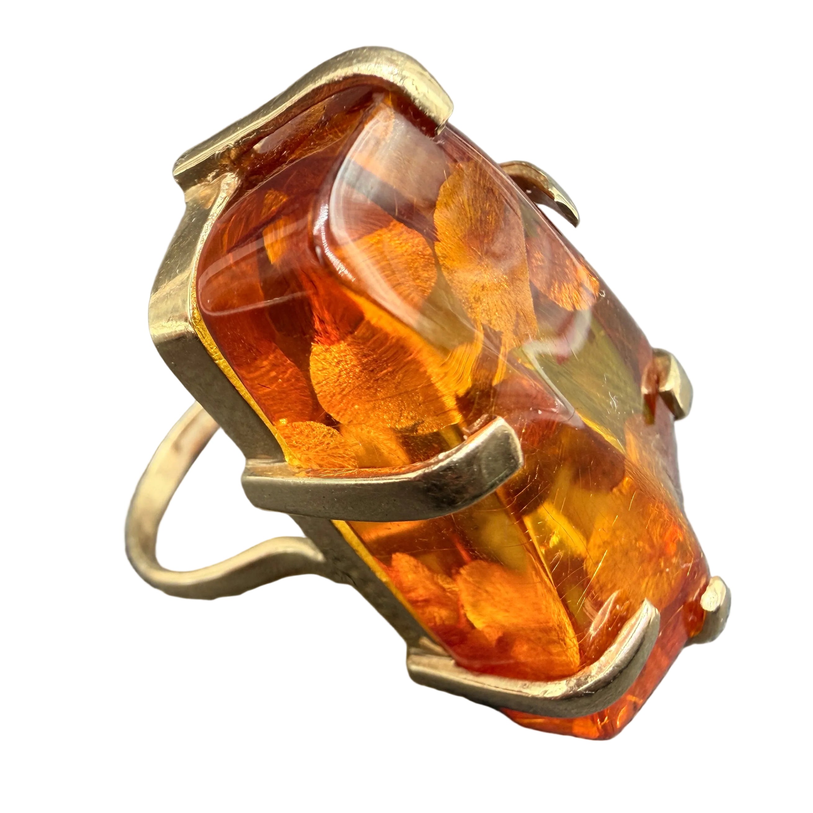 1970s 14K Gold Amber Ring with Sculptural Claw Prongs