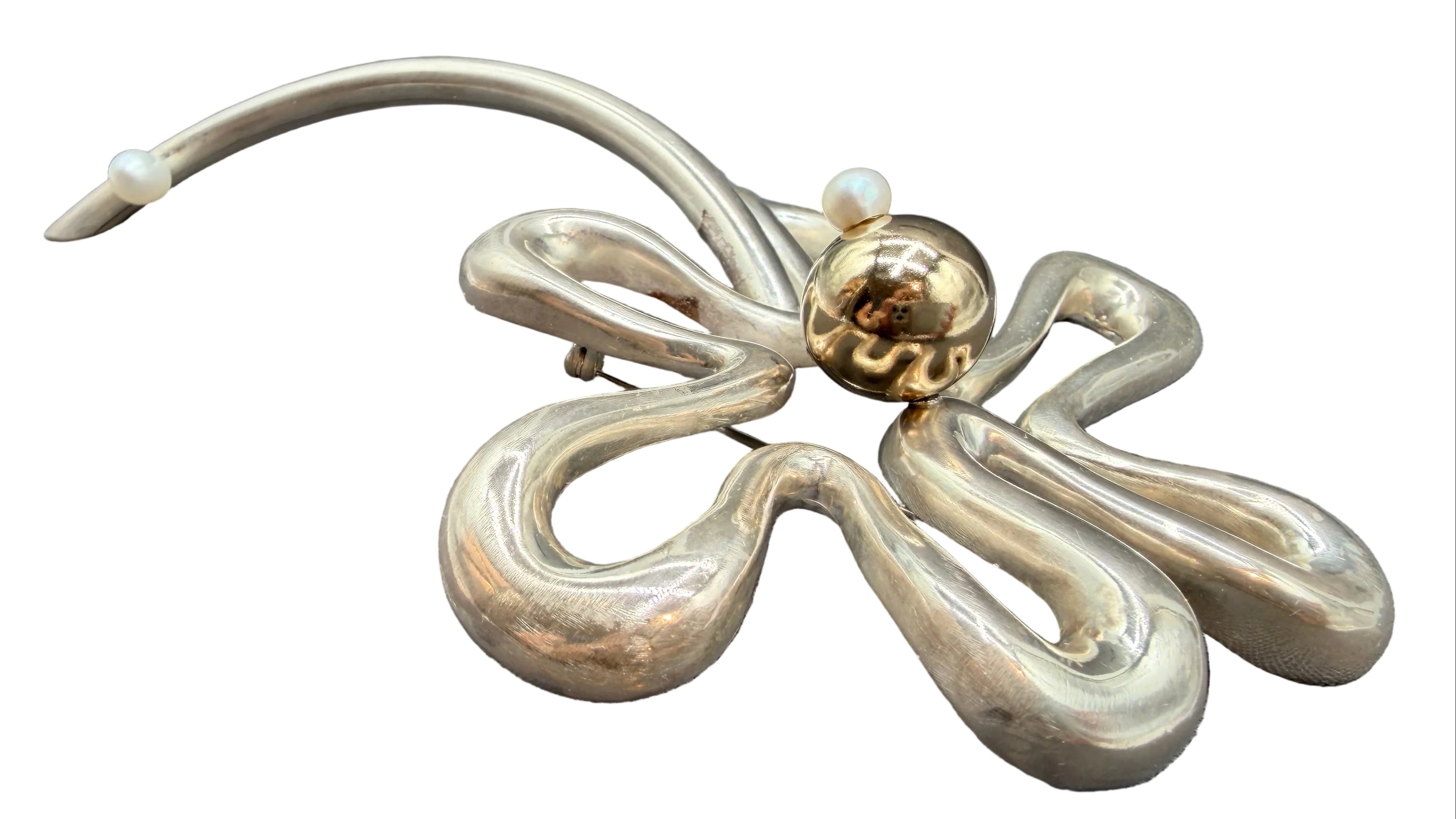 1980s Takashi Wada Sterling Silver Sculptural Flower Brooch with Genuine Pearls