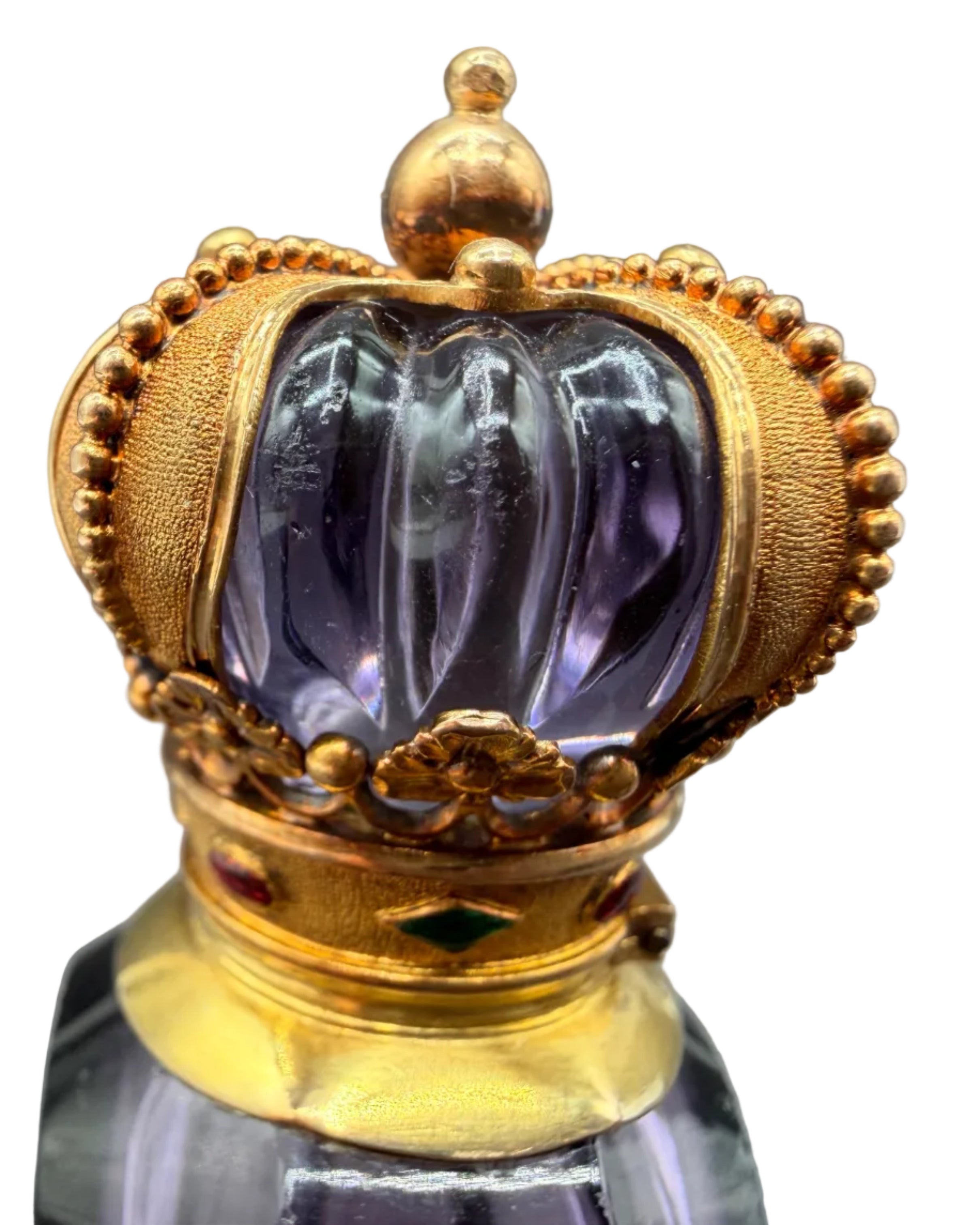 Rare c.1890–1925 Continental 14K Gold-Mounted Faceted Amethyst Glass & Cut Crystal Scent Bottle with Guilloché detail Crown Stopper