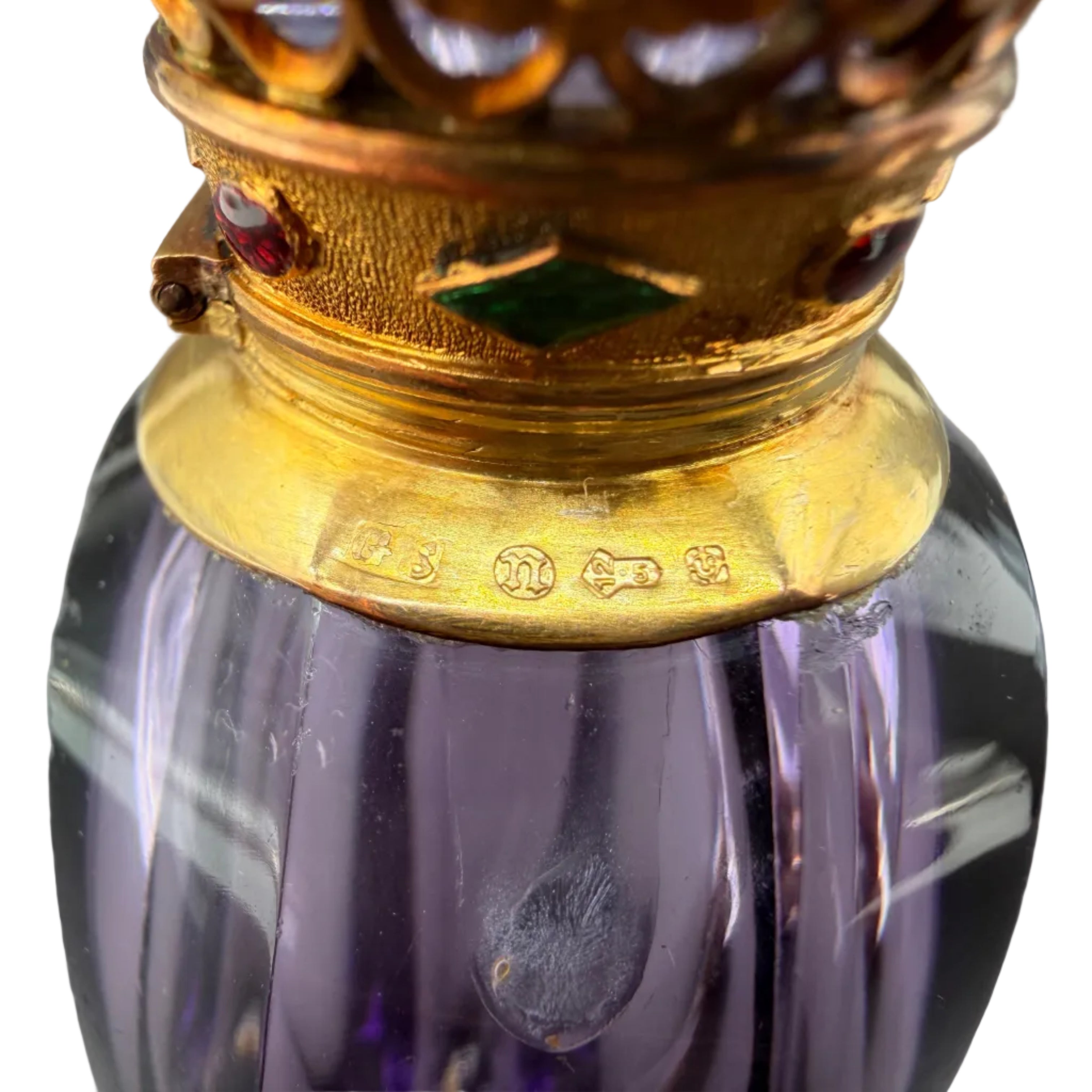 Rare c.1890–1925 Continental 14K Gold-Mounted Faceted Amethyst Glass & Cut Crystal Scent Bottle with Guilloché detail Crown Stopper