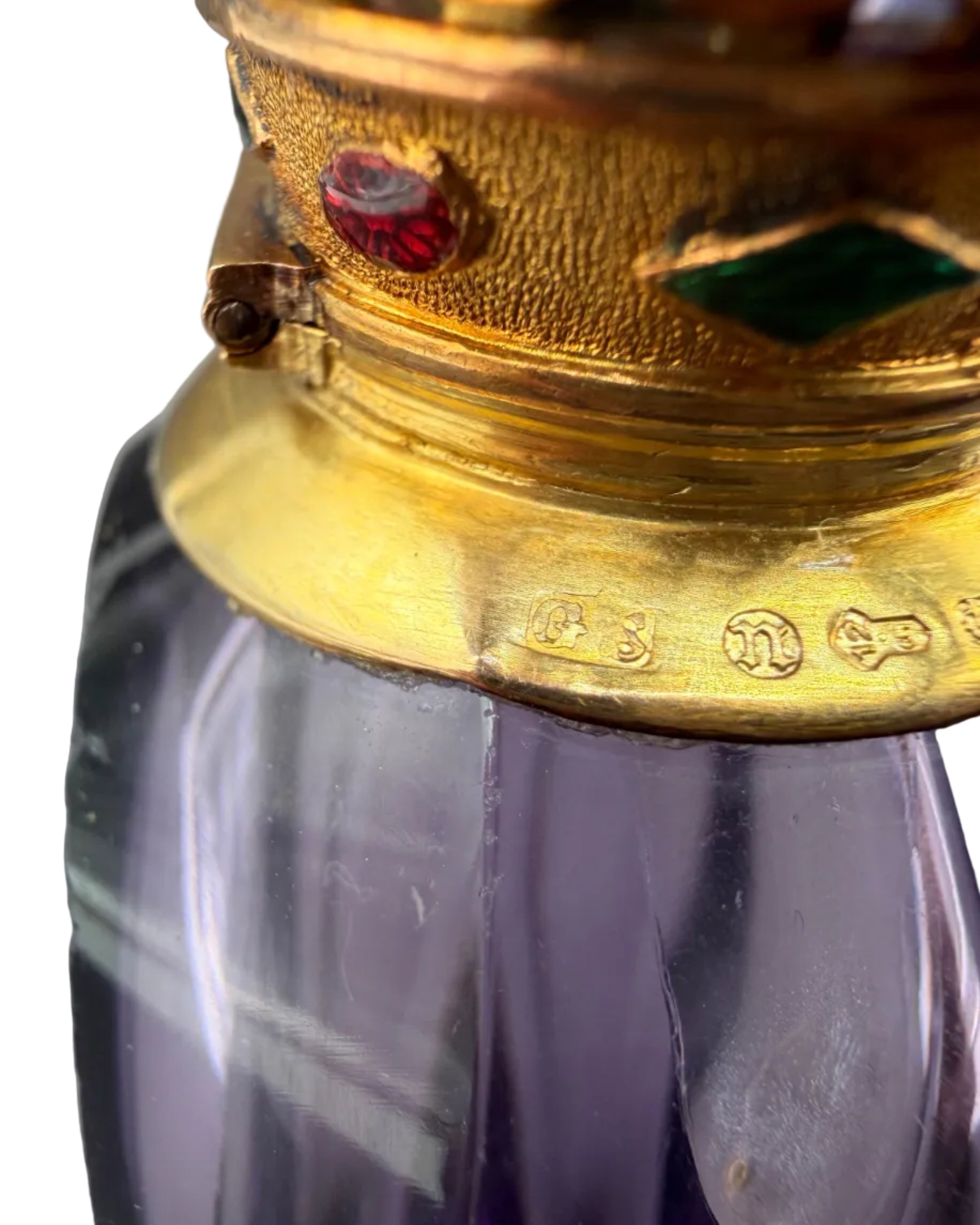 Rare c.1890–1925 Continental 14K Gold-Mounted Faceted Amethyst Glass & Cut Crystal Scent Bottle with Guilloché detail Crown Stopper