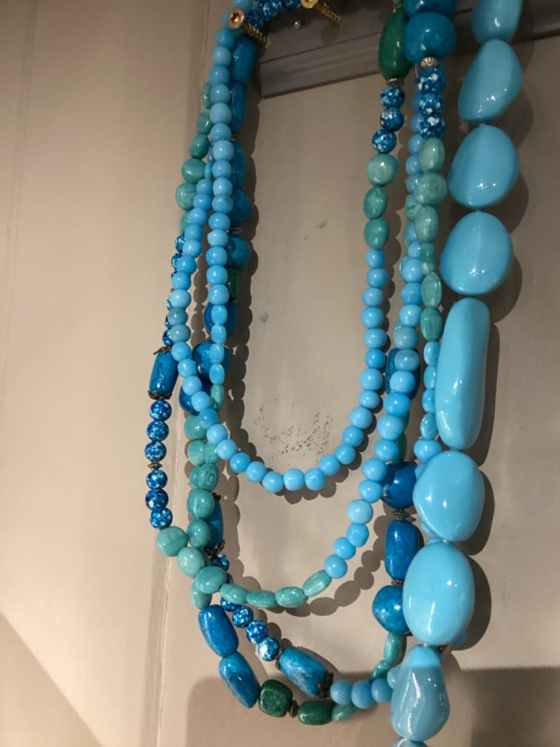 SBN21 Vtg. Extra long Turquoise Glass Multi Texture Necklace